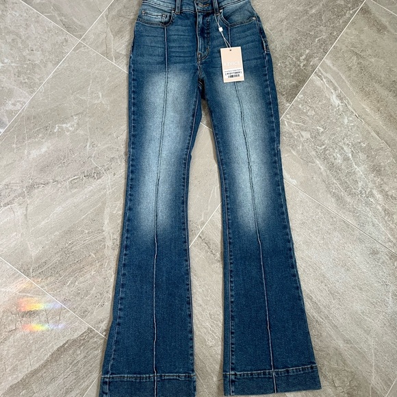 Revice Venus Flares - Picture 3 of 5